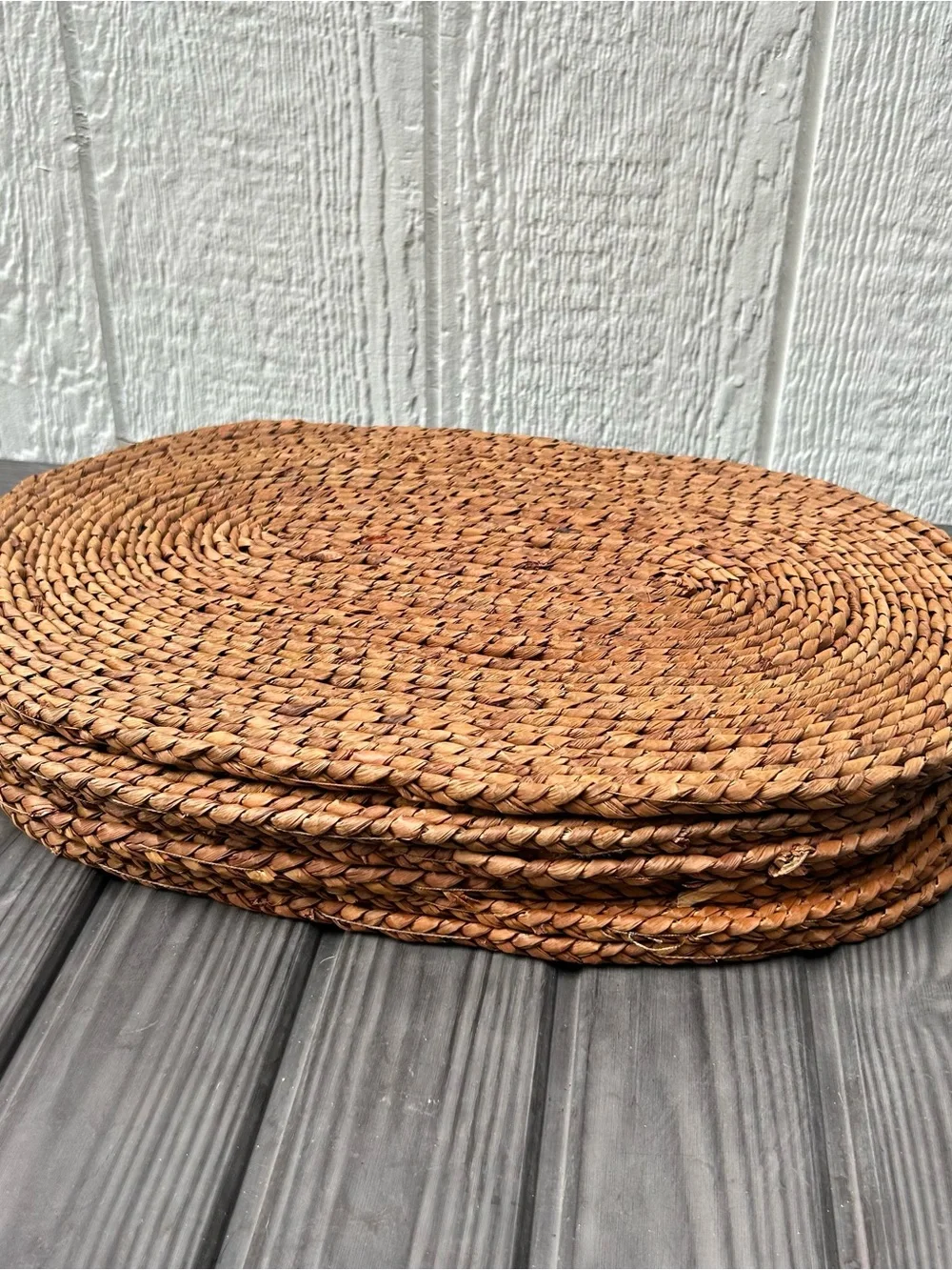 Set of 6 William Sonoma Oval Placemats